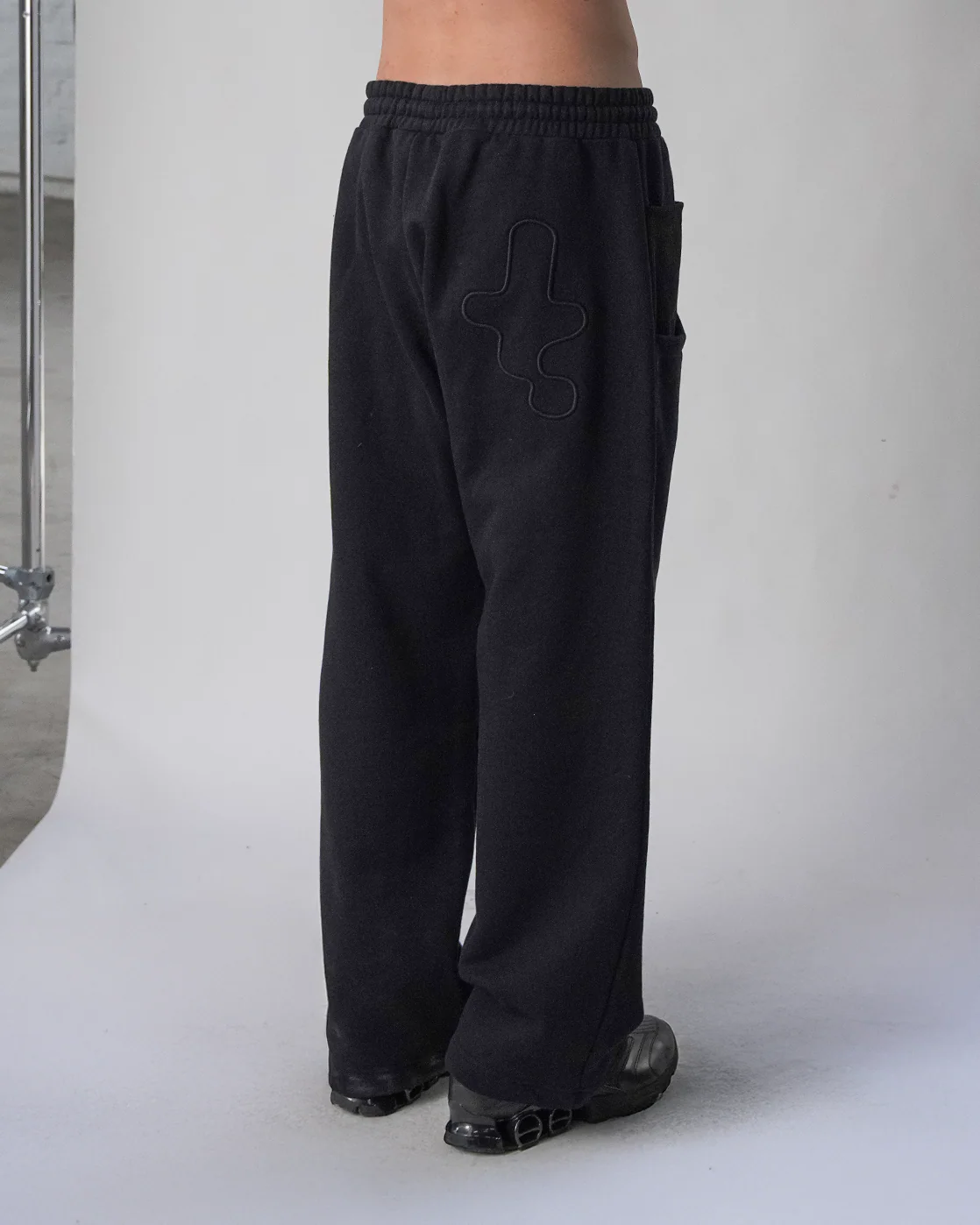Baselayer Jogger - Black - Image 6