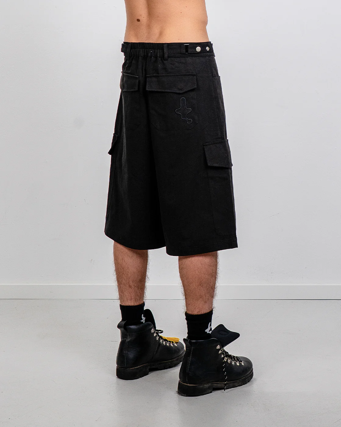 Ranger Cargo Shorts - black - Image 7